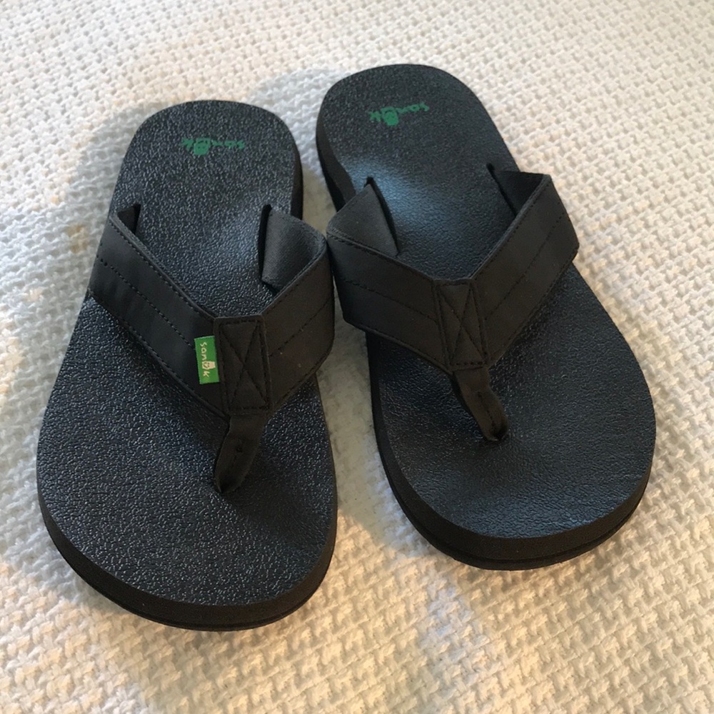 Sonuk sandals size 10 new